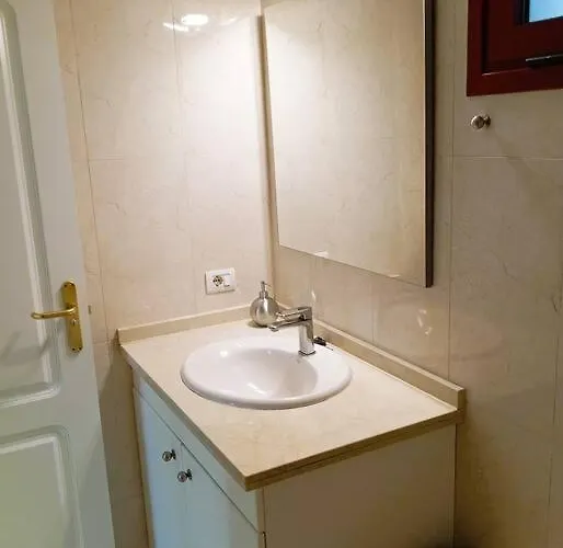 Piso Moderno Con Wifi Y Piscina 公寓 *